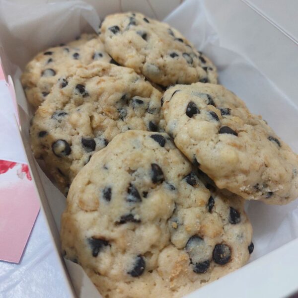 Choco Chip + Rolled Oats Cookies Valentines Gift Bundle